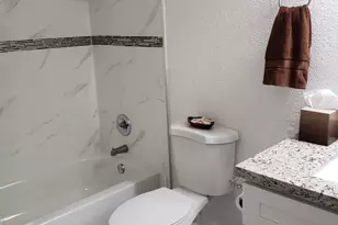 7281 Amberly Ln, Delray Beach, FL 33446 - Photo 9
