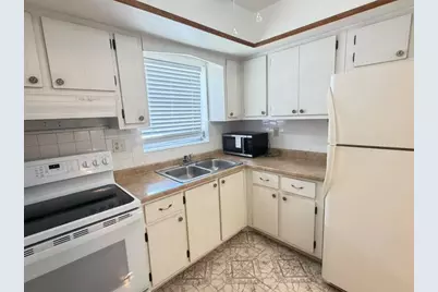 2727 Dudley Drive W #E, West Palm Beach, FL 33415 - Photo 7