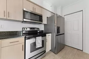 6573 Emerald Dunes Dr, West Palm Beach, FL 33411 - Photo 11