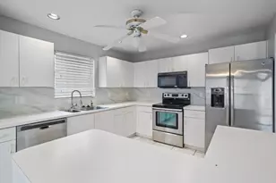 3178 NW 72nd Ave, Margate, FL 33063 - Photo 9