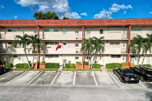8980 S Hollybrook Blvd, Pembroke Pines, FL 33025 - Photo 3