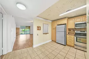 8980 S Hollybrook Blvd, Pembroke Pines, FL 33025 - Photo 7