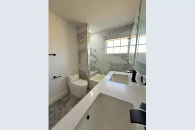 364 Garden Boulevard, Palm Beach Gardens, FL 33410 - Photo 9