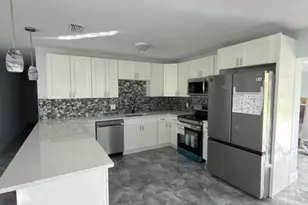 364 Garden Blvd, Palm Beach Gardens, FL 33410 - Photo 7