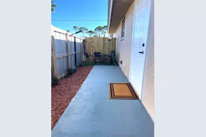 5753 SE Mercedes Avenue, Stuart, FL 34997 - Photo 17