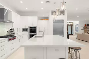 2517 NE 13th St, Fort Lauderdale, FL 33304 - Photo 15