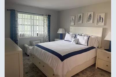 112 Lake Constance Drive, West Palm Beach, FL 33411 - Photo 3
