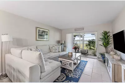 112 Lake Constance Drive, West Palm Beach, FL 33411 - Photo 5