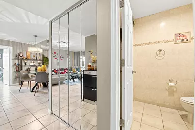 226 Capri E, Delray Beach, FL 33484 - Photo 3
