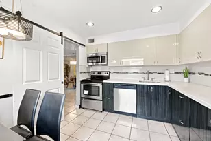 226 Capri E, Delray Beach, FL 33484 - Photo 15