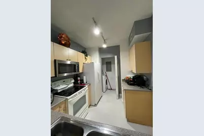 7950 N Nob Hill Road, Tamarac, FL 33321 - Photo 9