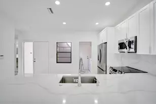 6128 Kings Gate Cir, Delray Beach, FL 33484 - Photo 11