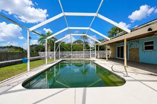 392 SE Crosspoint Dr, Port Saint Lucie, FL 34983 - Photo 25