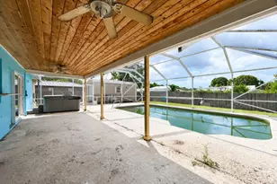392 SE Crosspoint Dr, Port Saint Lucie, FL 34983 - Photo 21