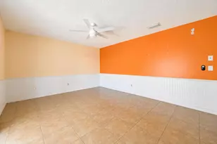 392 SE Crosspoint Dr, Port Saint Lucie, FL 34983 - Photo 11