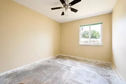 392 SE Crosspoint Drive, Port Saint Lucie, FL 34983 - Photo 19