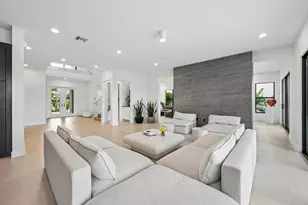 17070 Rainbow Fls Trl, Boca Raton, FL 33496 - Photo 9
