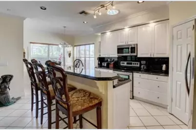10885 La Salinas Circle #10885, Boca Raton, FL 33428 - Photo 13