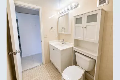 234 Chatham L, West Palm Beach, FL 33417 - Photo 9