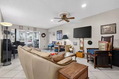 5073 Lakefront Boulevard #B, Delray Beach, FL 33484 - Photo 5