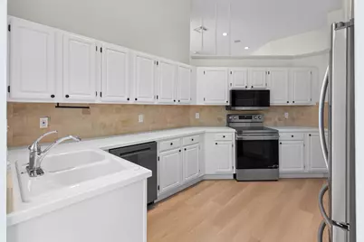 9408 Meadowood Drive, Fort Pierce, FL 34951 - Photo 21