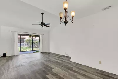 113 Pinewood Court, Jupiter, FL 33458 - Photo 11