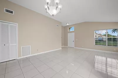 149 Hammocks Drive, Greenacres, FL 33413 - Photo 7