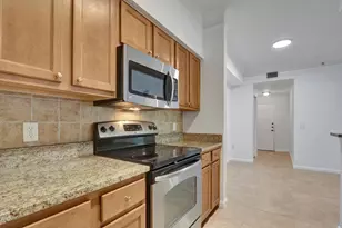 7101 Myrtlewood Cir W, Palm Beach Gardens, FL 33418 - Photo 5