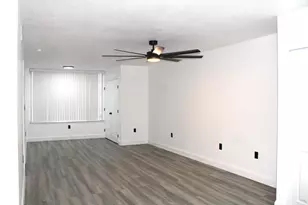 2820 N Oakland Forest Dr N, Oakland Park, FL 33309 - Photo 7