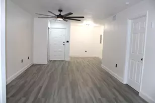 2820 N Oakland Forest Dr N, Oakland Park, FL 33309 - Photo 5