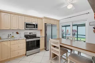 9123 Pine Springs Dr, Boca Raton, FL 33428 - Photo 29