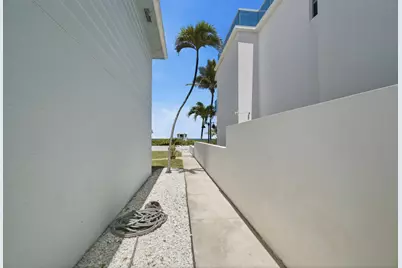 1735 N Fort Lauderdale Beach Boulevard, Fort Lauderdale, FL 33305 - Photo 33