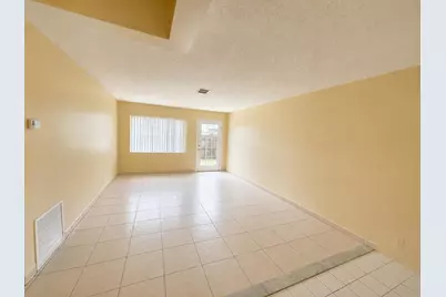 4125 Woodside Drive #4, Coral Springs, FL 33065 - Photo 5