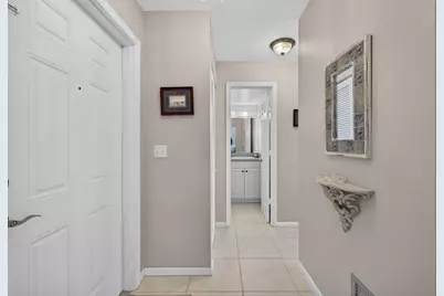 29 Colonial Club Drive #202, Boynton Beach, FL 33435 - Photo 3