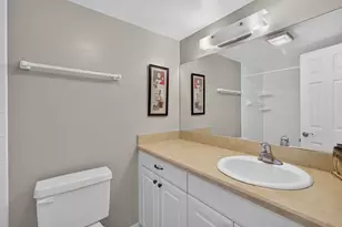 29 Colonial Club Dr, Boynton Beach, FL 33435 - Photo 23