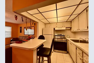 131 Camden F, West Palm Beach, FL 33417 - Photo 3
