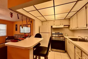 131 Camden F, West Palm Beach, FL 33417 - Photo 3