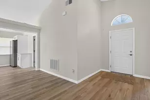 459 Halstead Dr, Davenport, FL 33897 - Photo 5