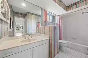 664 Forsyth St, Boca Raton, FL 33487 - Photo 17