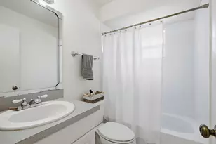 8300 SW 41st St, Davie, FL 33328 - Photo 17