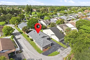 8300 SW 41st St, Davie, FL 33328 - Photo 23