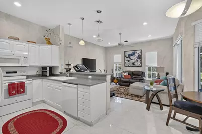 11728 Highland Place, Coral Springs, FL 33071 - Photo 13