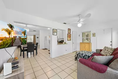 7000 NW 95th Terrace, Tamarac, FL 33321 - Photo 11