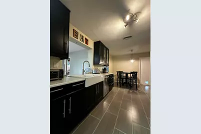 8211 NW 91st Avenue, Tamarac, FL 33321 - Photo 5