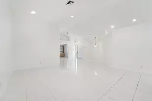 10430 Lexington Cir S, Boynton Beach, FL 33436 - Photo 15