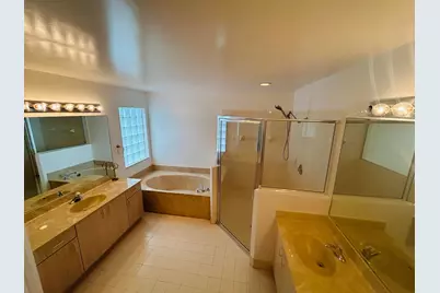 10430 Lexington Circle S, Boynton Beach, FL 33436 - Photo 13