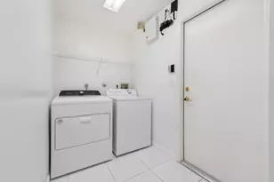 10430 Lexington Cir S, Boynton Beach, FL 33436 - Photo 21