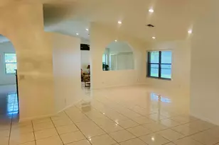 10430 Lexington Cir S, Boynton Beach, FL 33436 - Photo 3