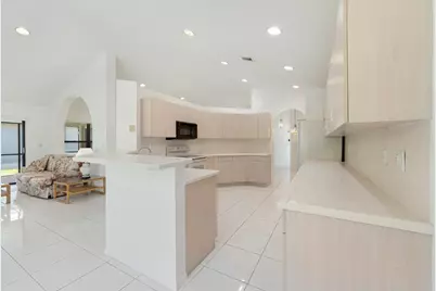 10430 Lexington Circle S, Boynton Beach, FL 33436 - Photo 17