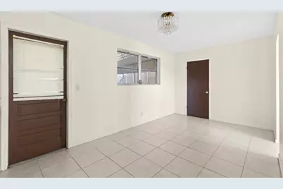 110 SW 12th Avenue, South Bay, FL 33493 - Photo 17